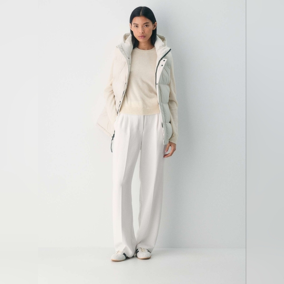 Aritzia The Super Puff™ LoHip Vest - cliMATTE™ - Picture 7 of 16